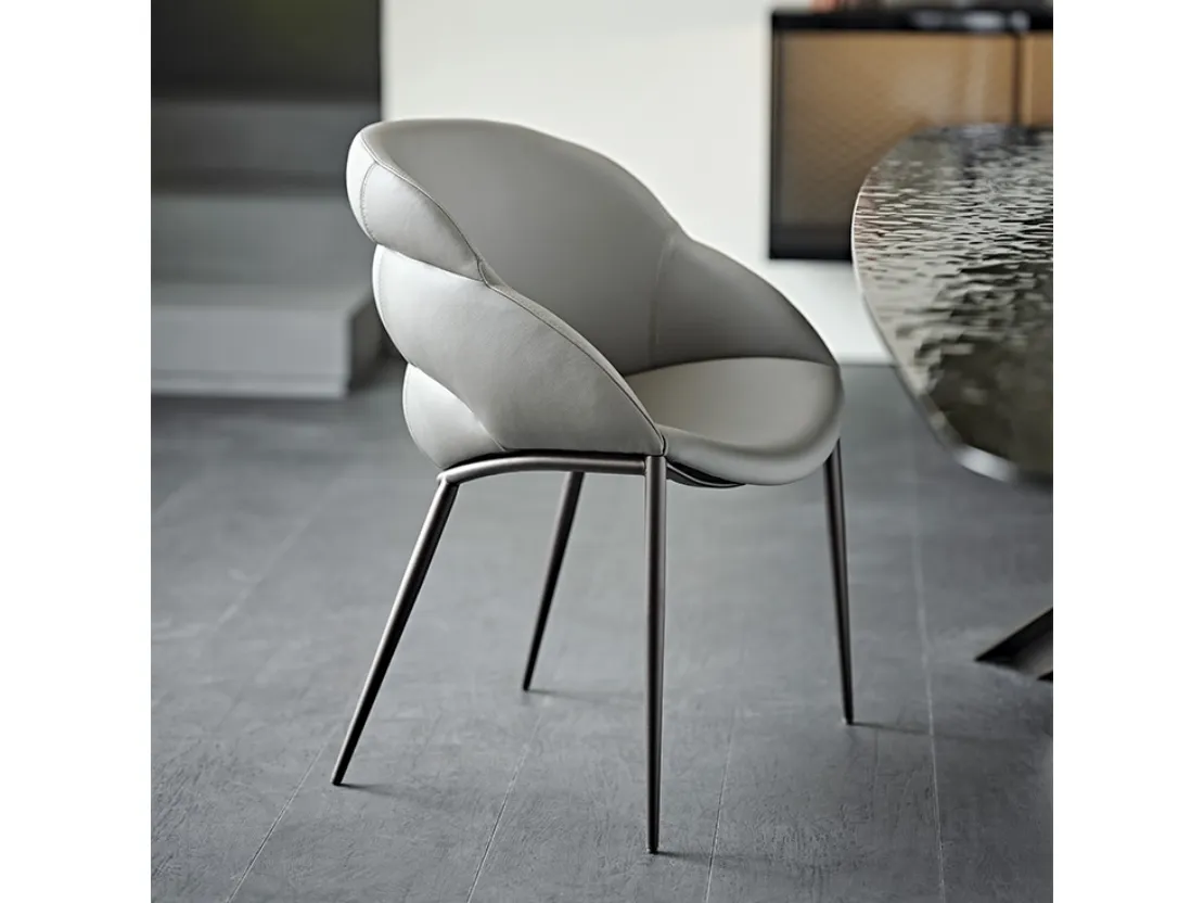 Sedia imbottita rivestita in ecopelle Camilla di Cattelan Italia