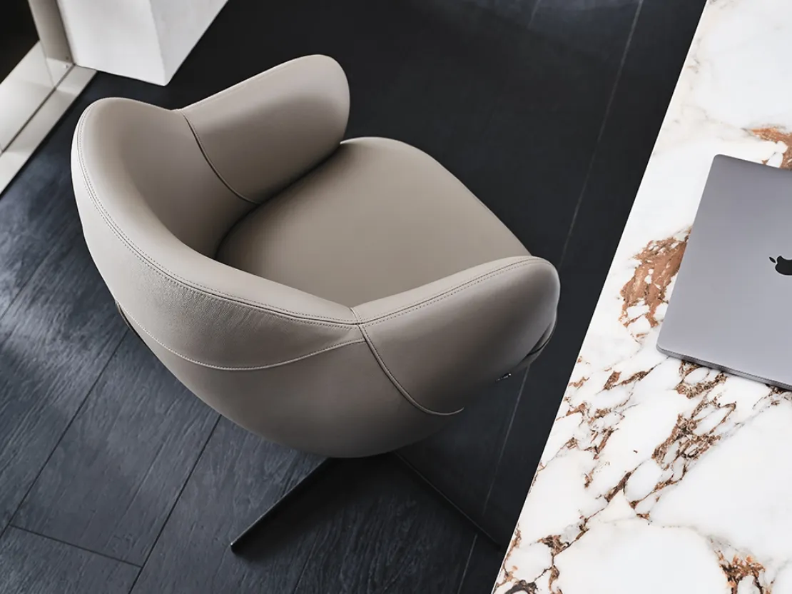 Poltrona direzionale Bombè X di Cattelan Italia